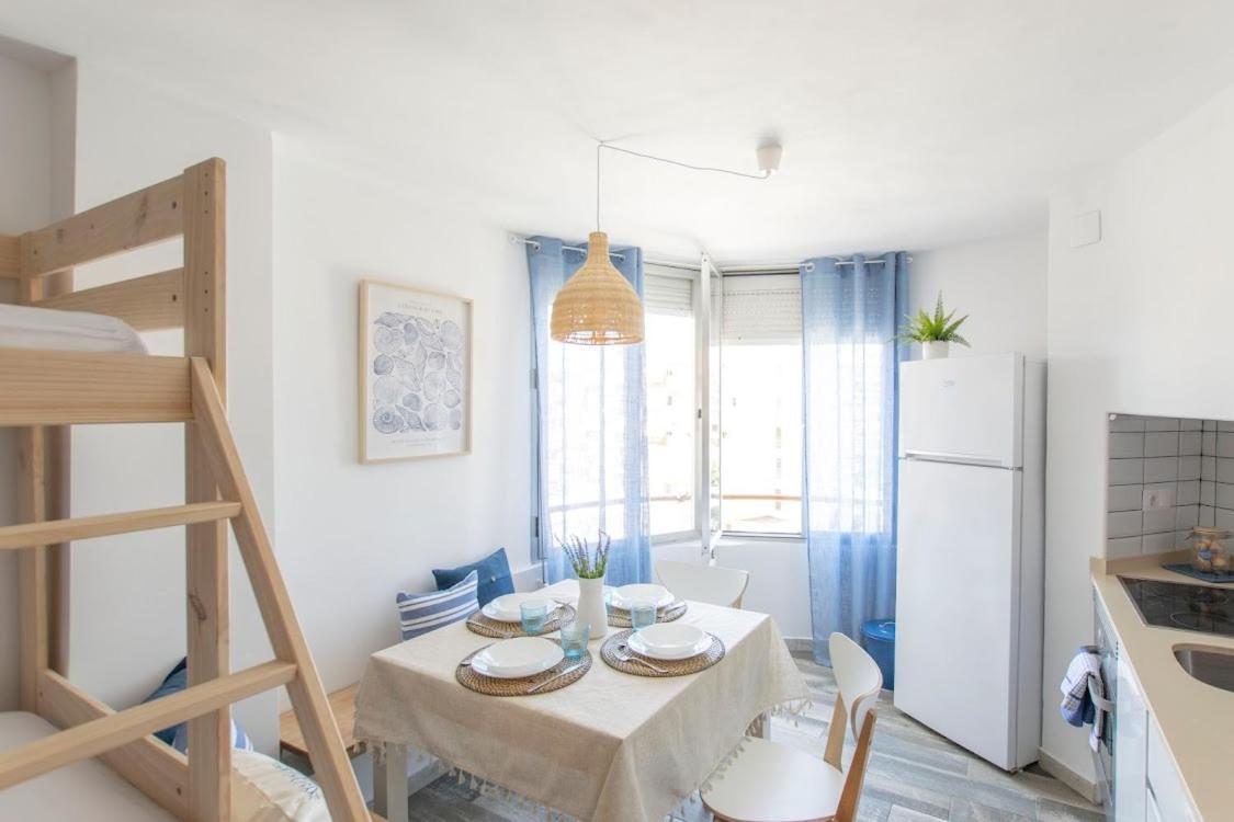 Apartbeach La Brisa Y Frente Playa La Pineda Esterno foto