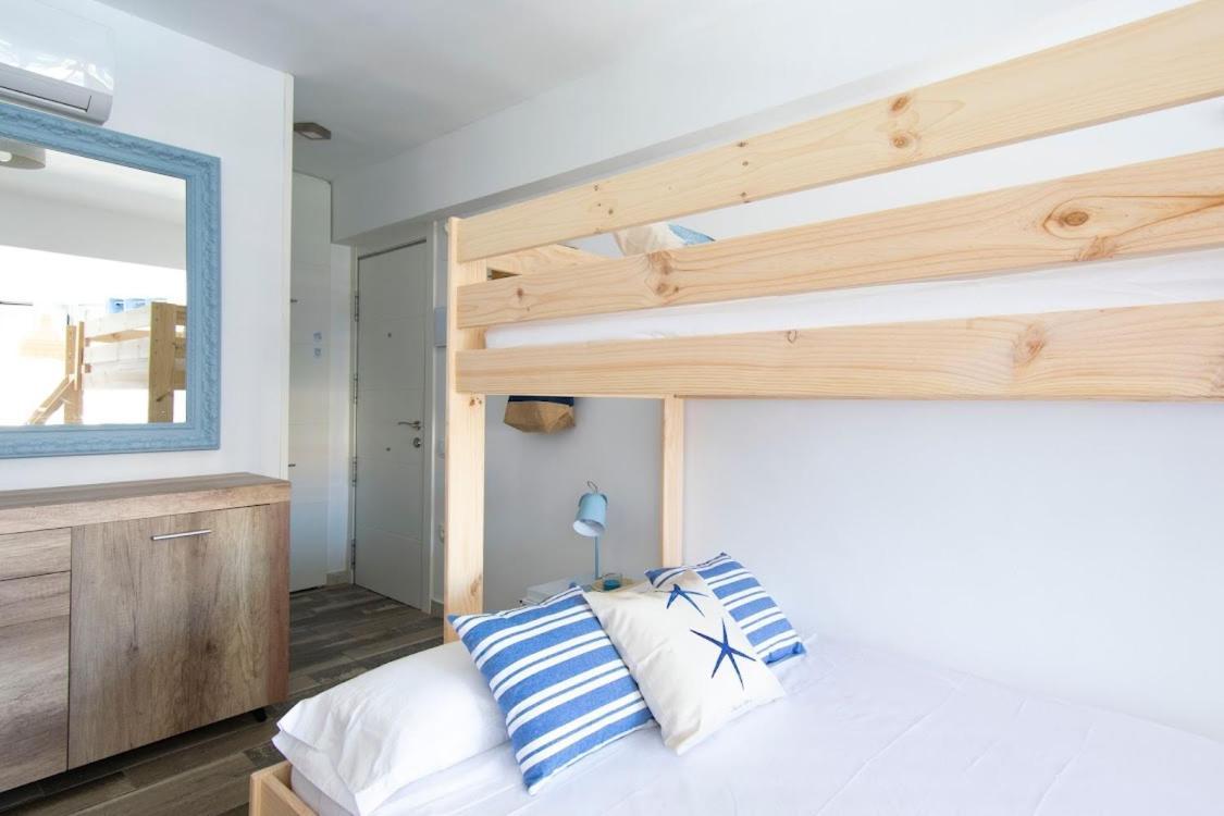 Apartbeach La Brisa Y Frente Playa La Pineda Esterno foto